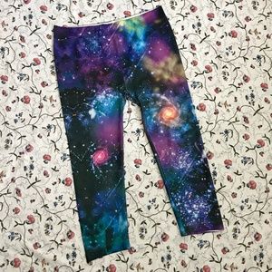 cropped galaxy leggings